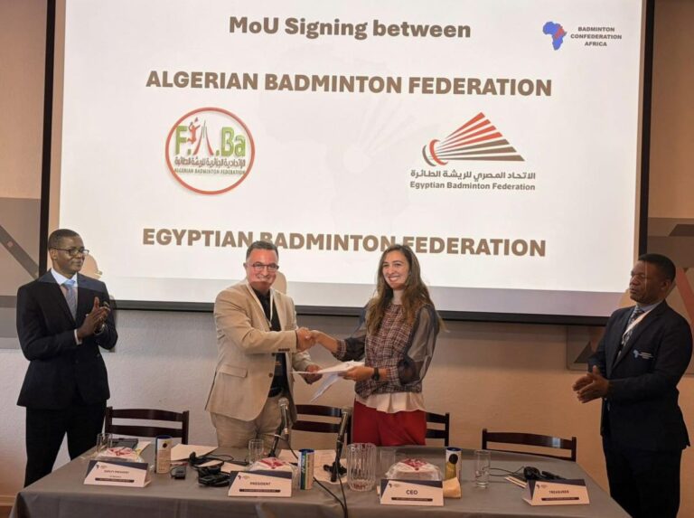 مصر والجزائر توقعان اتفاقية تعاون لتطوير رياضة الريشة الطائرة عربيًا وإفريقيًا